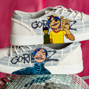 Белые кожаные кеды “Gorillaz”